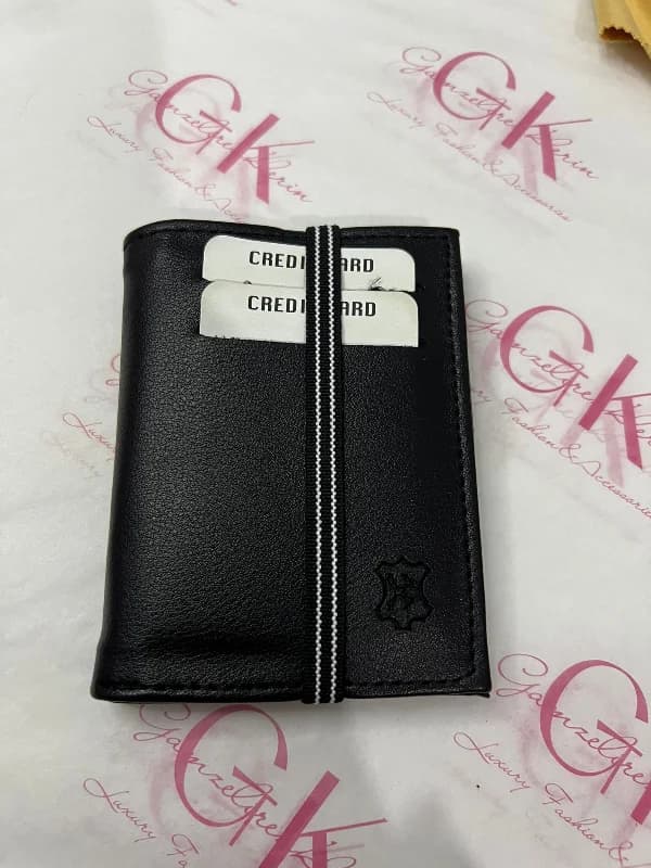 Erkek Siyah Deri Cüzdan Çok Bölmeli Kartlık ve Para Cüzdanı Şık Klasik Tasarım DİKEY LASTİKLİ SUNİ DERİ