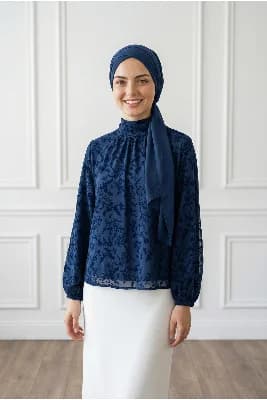 Güllü Önü Pileli Çıtır Desen Bluz-EK783-817 Lacivert