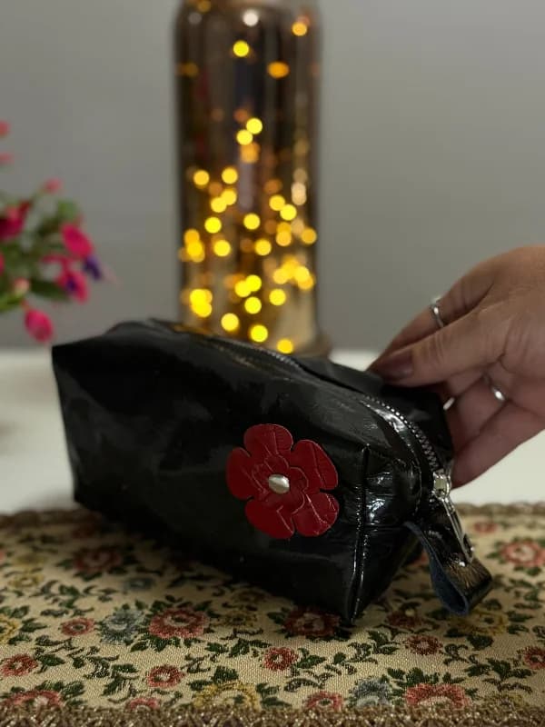 Gogo Makyaj Kozmetik Çantası Siyah Parlak