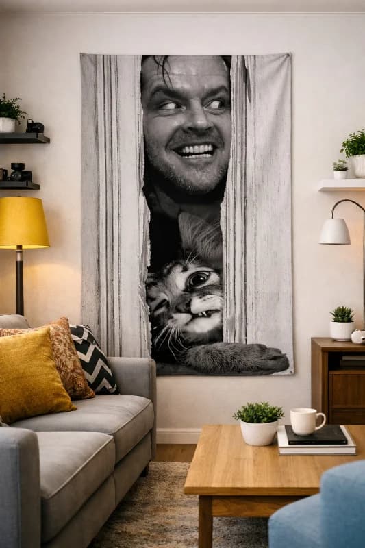 The Shining Kedi Temalı Duvar Örtüsü Kaliteli Kumaş