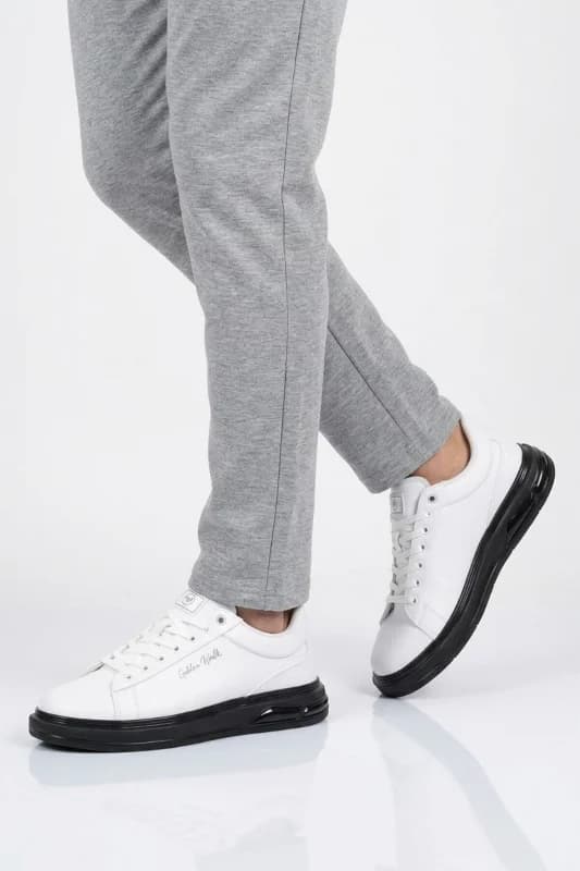 Beyaz Siyah Bağcıklı Erkek Sneaker
