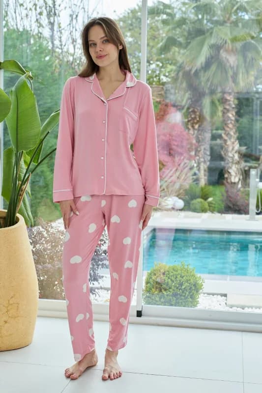 Kadın Kalp Desenli Önü Düğmeli Yumuşak Milan Kumaş Pijama Takımı 250376 Pembe02