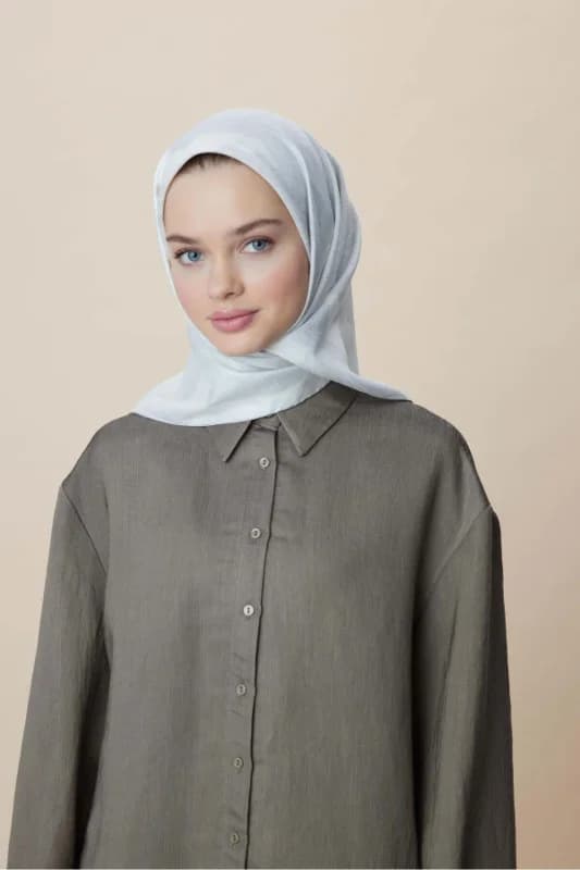 FARAH MULBERRY İPEK EŞARP 90*90 CM - GÜMÜŞ
