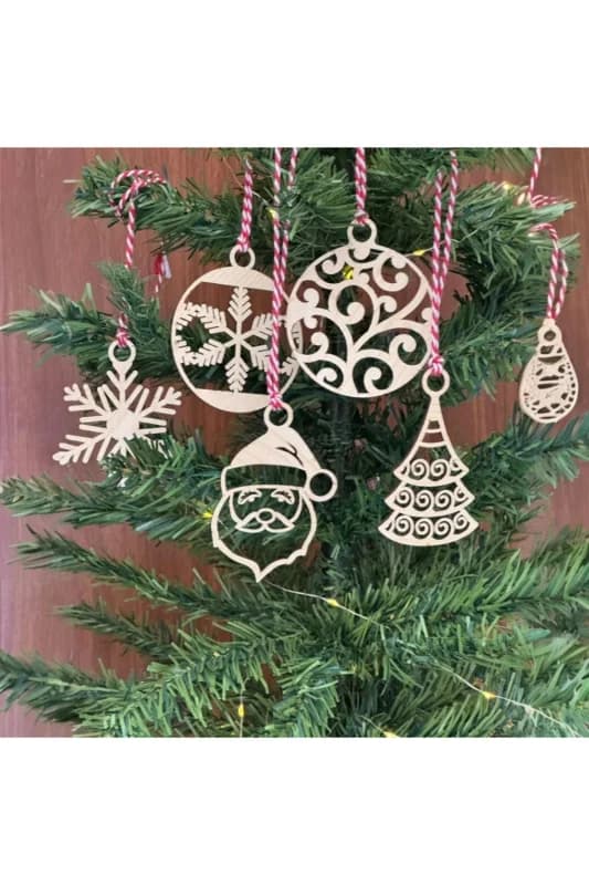 6 Parça Kırmızı Beyaz İpli Noel Babalı ve Kar Tanesi Model Ahşap Yılbaşı Ağaç Süsü