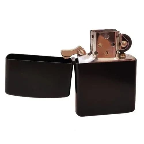 Şık Metal Çakmak 5.5 Cm X 3.5 Cm Hediye Aksesuarı