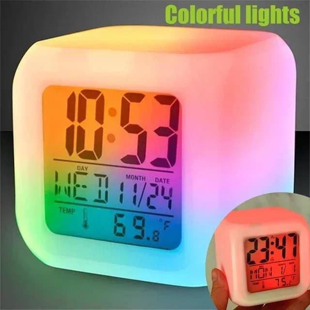 Renk Değiştiren Dijital Masa Saati 7x7 Cm Alarm Termometre