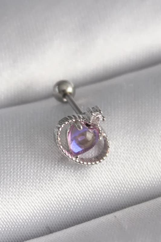 Mor Mineli Kalp Zirkon Taş Detaylı Tragus Piercing 6mm