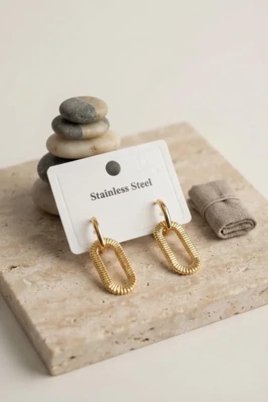 Tırtıklı Tasarım Gold Renk Küpe 1 Adet