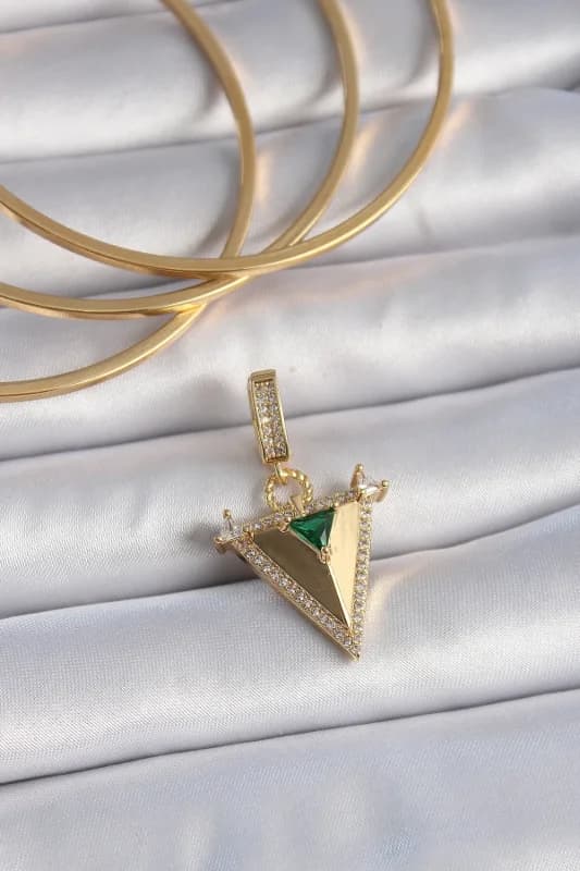 Zirkon Taşlı Gold Renk 3d Üçgen Charm