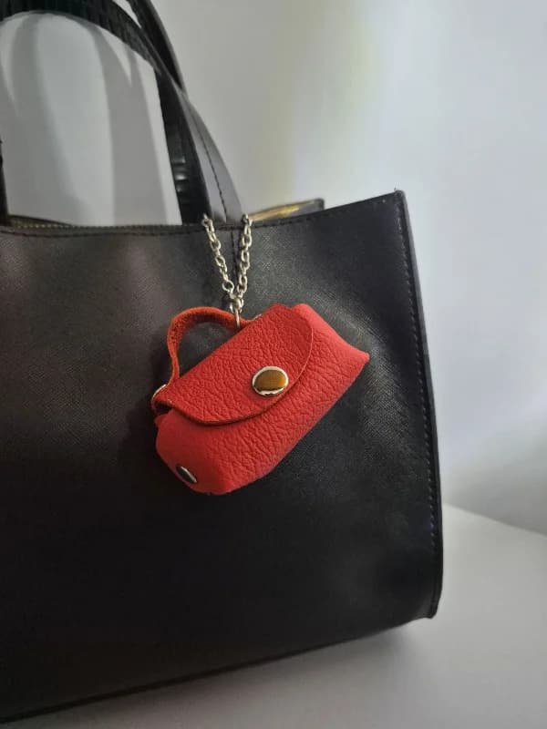 Gogo Charm Çanta Aksesuarı Mini Çanta Hakiki Deri Açık Kırmızı