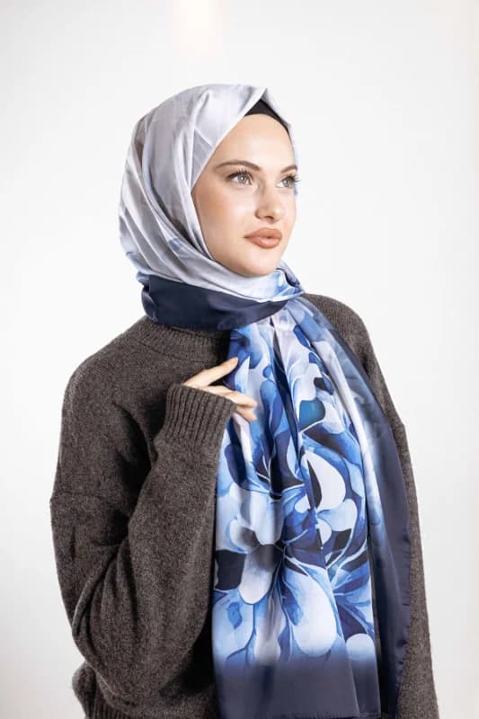 Alfa Silk Kadın Şal - İpeksi Parlaklıkta, Kolay Şekil Alan, Şık Kombin Tamamlayıcısı