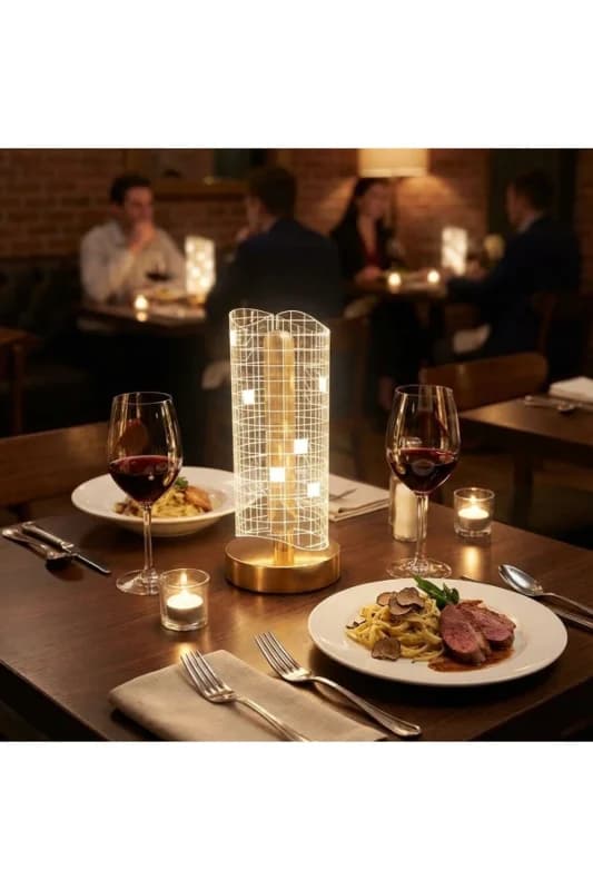 ® Dalgalı Silindirik Kristal Kareli Model LED Masa Lambası – Gold Tabanlı, Do
