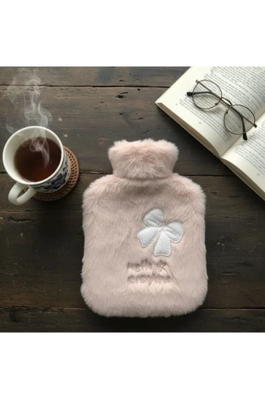 Hello Everyone Yazılı Kurdeleli Pembe Peluş Sıcak Su Torbası 1 Lt – Yumuşak Kılıf, Uzun S�