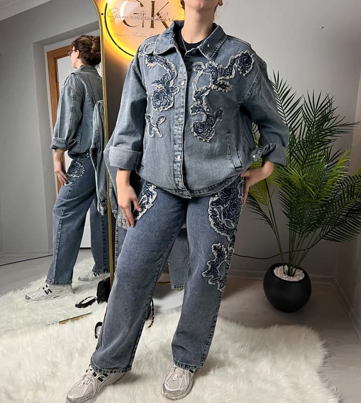 Kadın Rose Garden Çiçek İşlemeli Oversize Denim Ceket ve Bol Paça Jean Pantolon İkili Takım - 7502