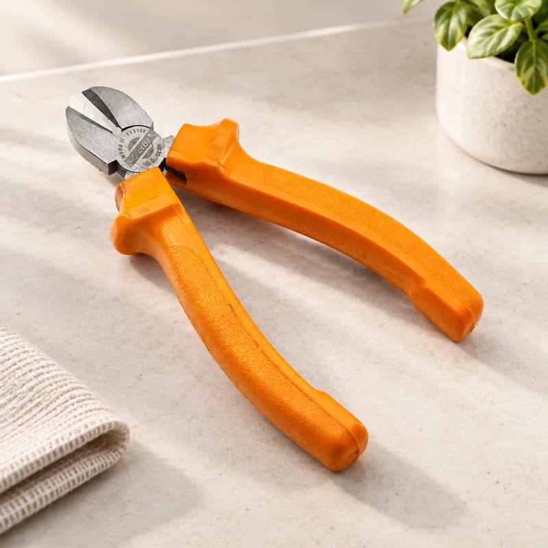 Dövme Çelik Yan Keski Turuncu Plastik Saplı, 160 mm