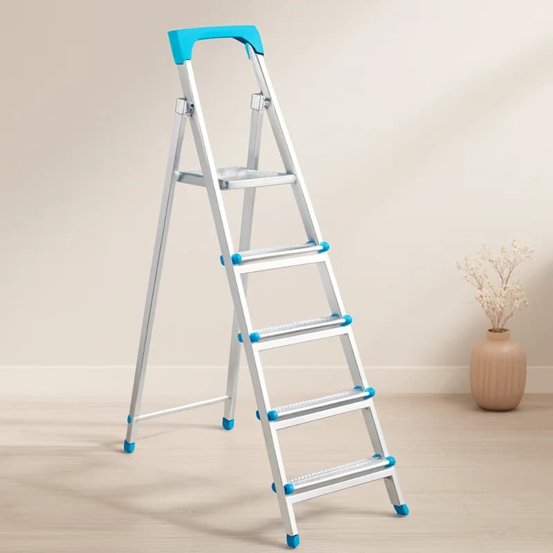 4+1 Basamaklı Metal Merdiven 105 cm 120 kg