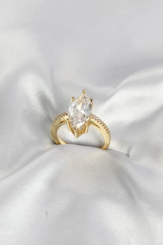 Renk Zirkon Taşlı Kadın Yüzük (gold Model)
