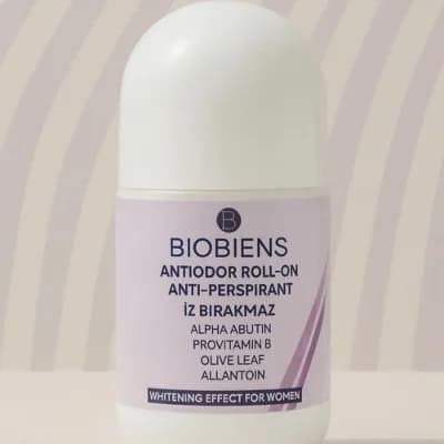 Beyazlatıcı Etkili Koku Önleyici Roll-On 50 Ml (Kadınlar İçin)