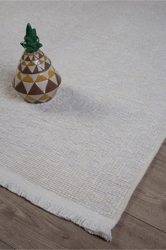 Beyaz Şönil Kilim Saçaklı Tozumayan Makinede Yıkanabilir Kaymaz Taban Halı Yolluk