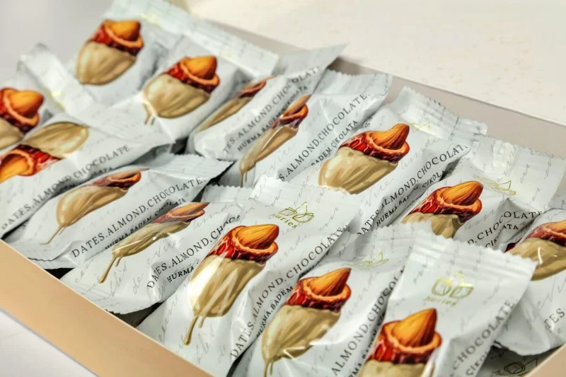 Beyaz Çikolatalı Bademli Hurma 500 g – 2. görsel