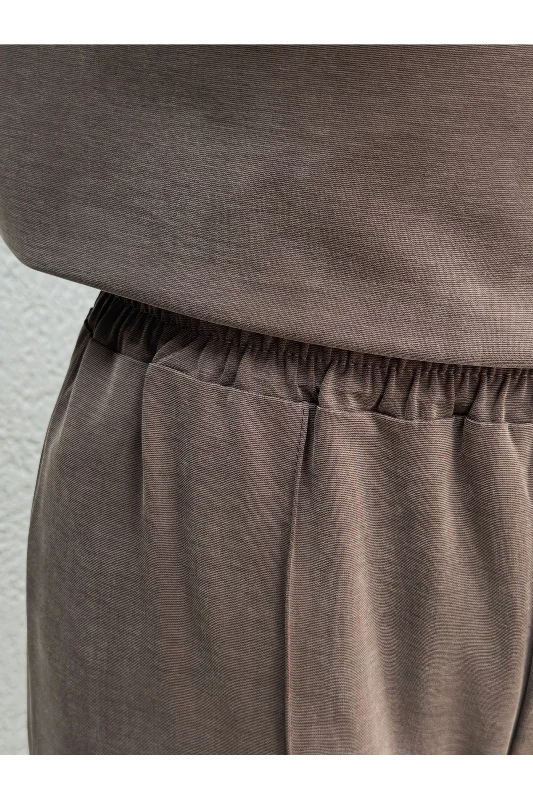 Arife Önü Robalı Yanı Düğmeli Pantolonlu Pike Takım-EY1006 Kahve – 4. görsel