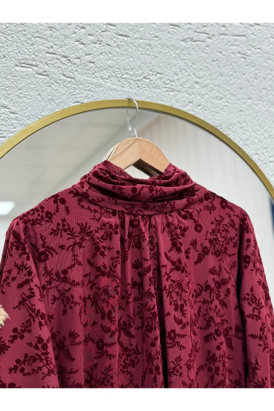 Güllü Önü Pileli Çıtır Desen Bluz-EK783-817 Kırmızı