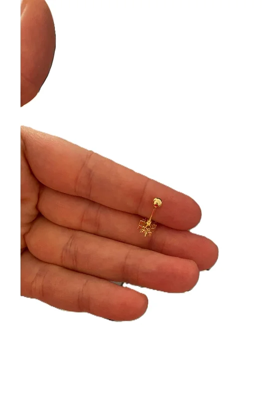 PEMBE TAŞLI MİNİMAL ÇİÇEKLİ TRAGUS HELİX KIKIRDAK KÜPE ÇELİK