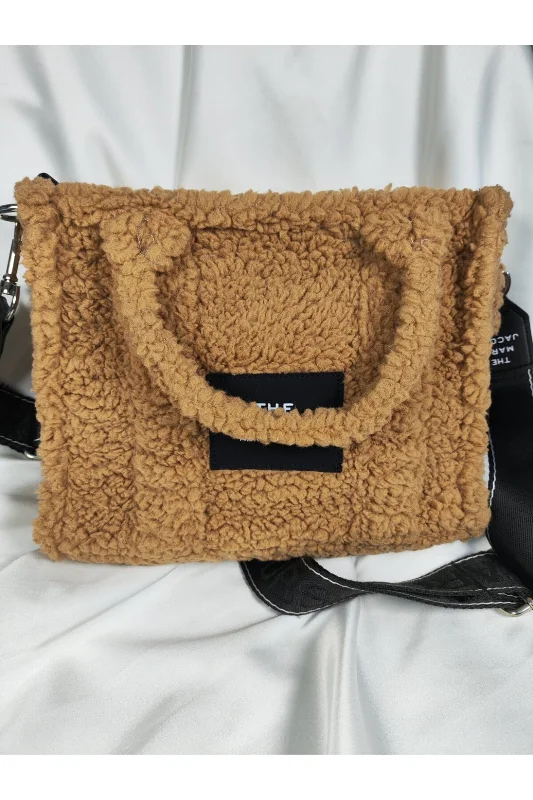 ToteBag Yazılı Bej-Krem Peluş Çapraz Askılı Geniş Hacimli