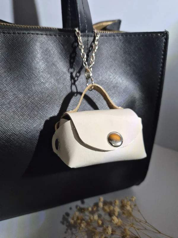 Gogo Charm Çanta Aksesuarı Mini Çanta Hakiki Deri Rugan Bej