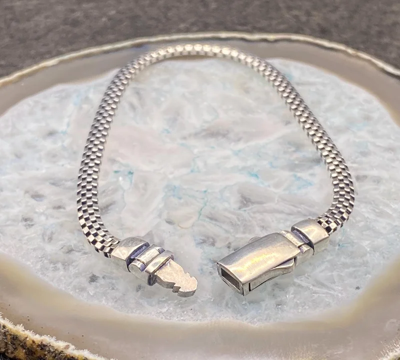 El Yapımı 925 Ayar Gümüş Ultra Hafif Örgü Zincir Bileklik | Kayar Kutu Toka 7 Gram – 3. görsel