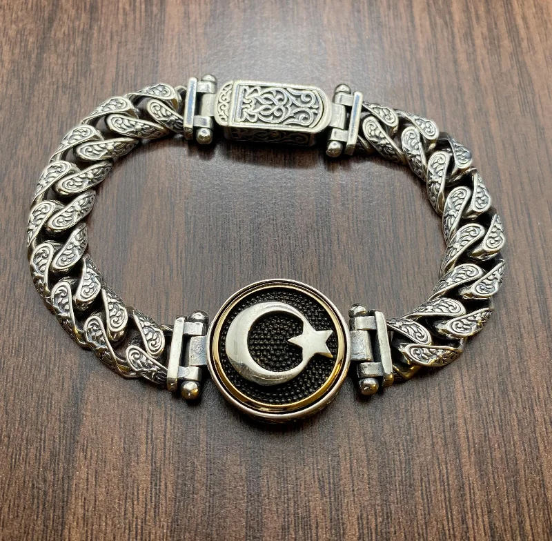El yapımı 925 ayar gümüşten üretilmiş, ultra ağır, çok sıralı dokuma bileklik, 55 gram.