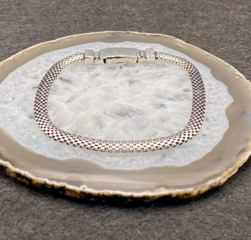 El Yapımı 925 Ayar Gümüş Hafif Örgü Zincir Bileklik | Modern Sürgülü Toka 9 Gram – 3. görsel