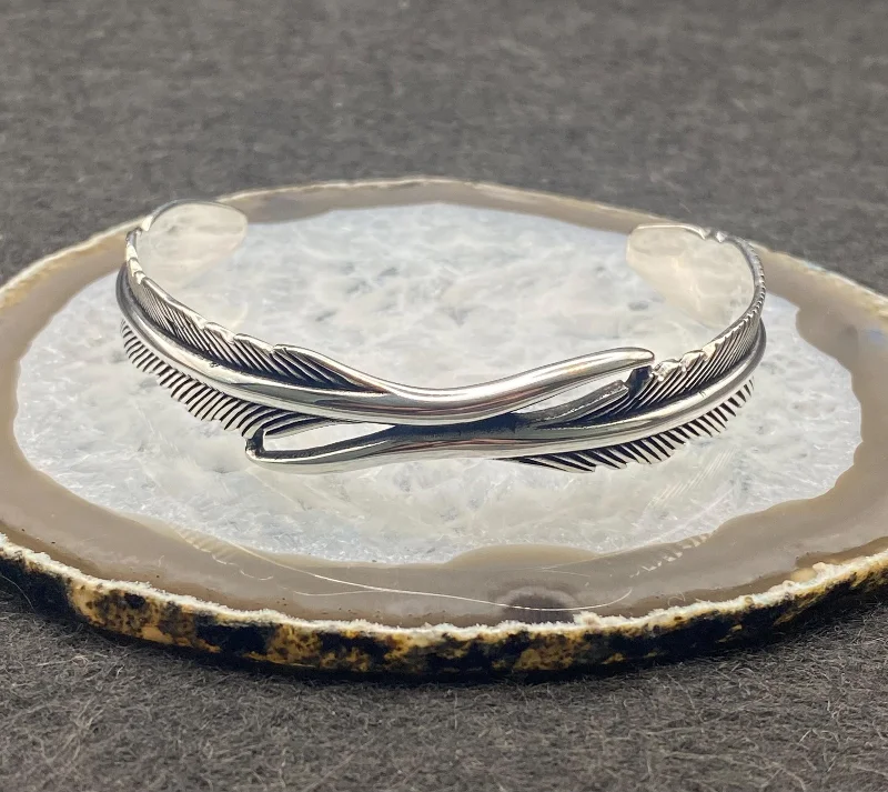 El Yapımı 925 Ayar Gümüş Ağır Tüy Manşet Bileklik | Özgürlük Sembolü Bileklik 21,5 Gram