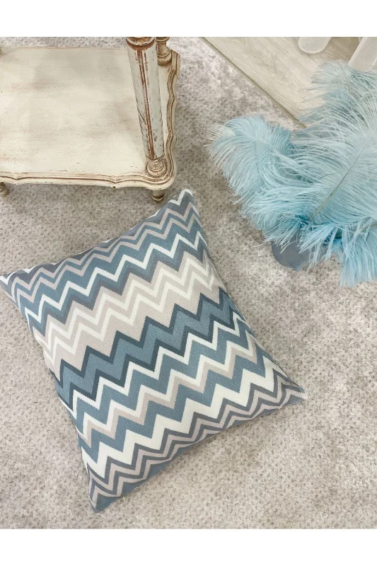 Zigzag Desen Renkli Kırlent Kılıfı 45x45