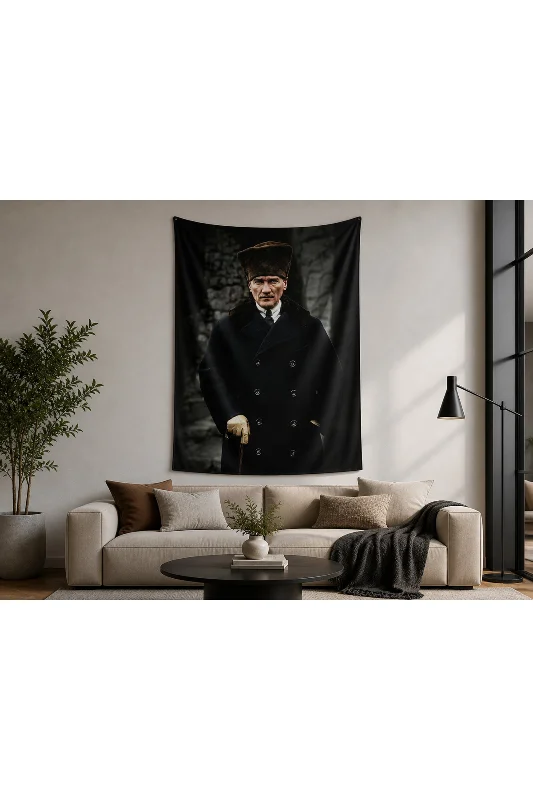 Atatürk Father Of The Turks Duvar Örtüsü