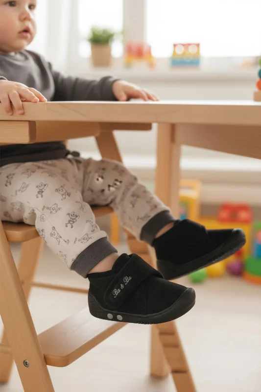 Aspor Siyah Süet Cırtlı Erkek Bebek Panduf – 3. görsel