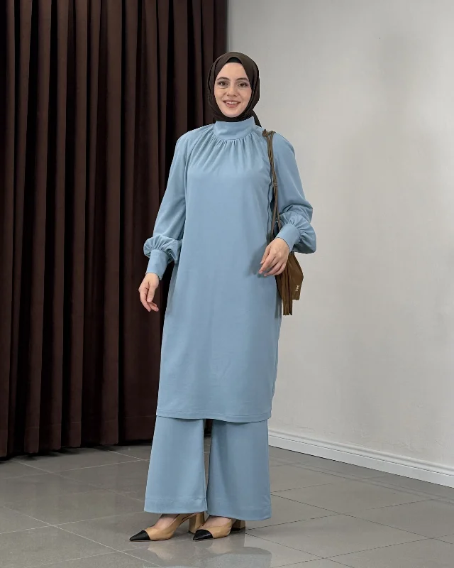 Yumurta Formlu Dik Yaka Takım Turkuaz