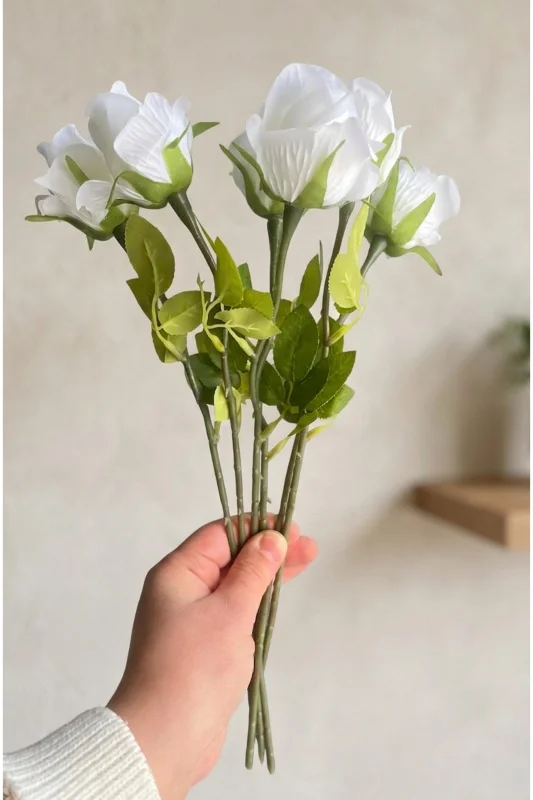 YASİMA 6'Lı Tek Dal Beyaz Islak Dokulu Gül Buketi 40 cm – 2. görsel