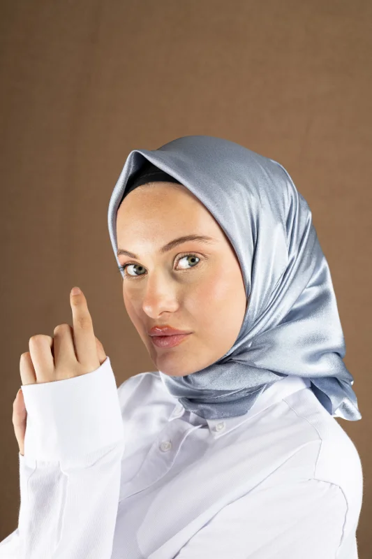 Aura Düz Renk Eşarp - Gündelik ve Özel Kombinler İçin Şık Seçim – 3. görsel