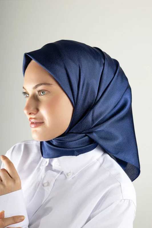 Aura Düz Renk Eşarp - Gündelik ve Özel Kombinler İçin Şık Seçim – 2. görsel