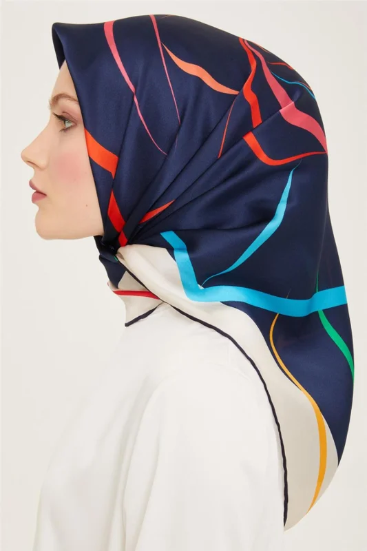 Çiçek Desenli Twill İpek Eşarp 24Ya9115 31 06 – 3. görsel