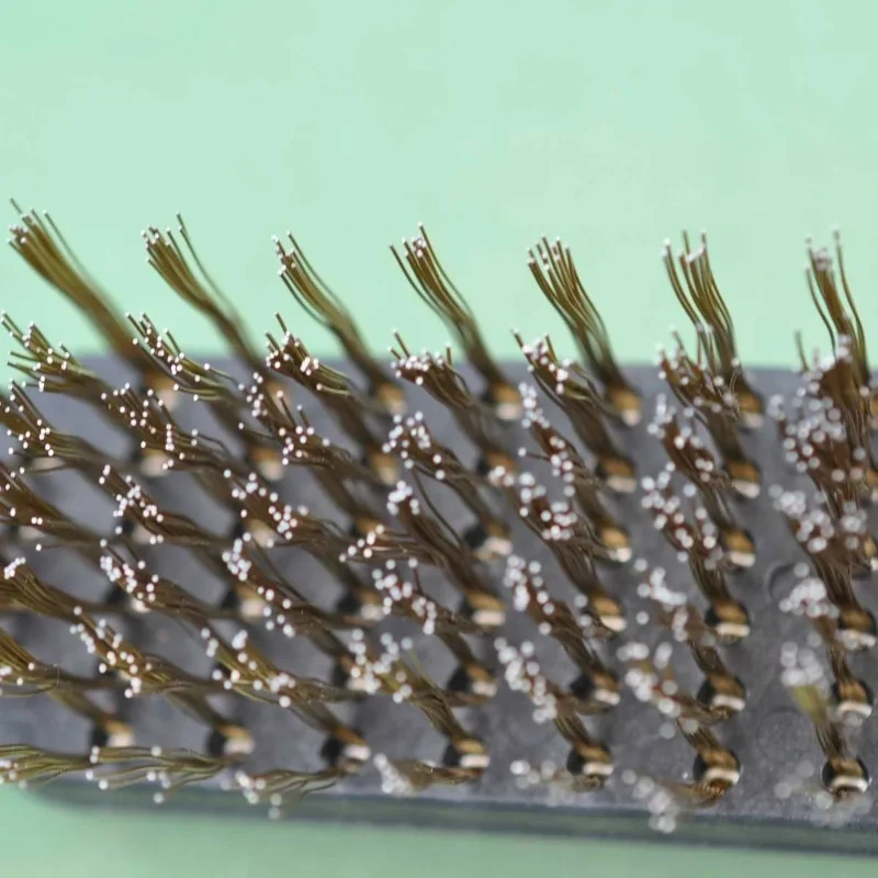 Dayanıklı Plastik Saplı Metal Tel Fırça ile Pas Temizleme Aracı