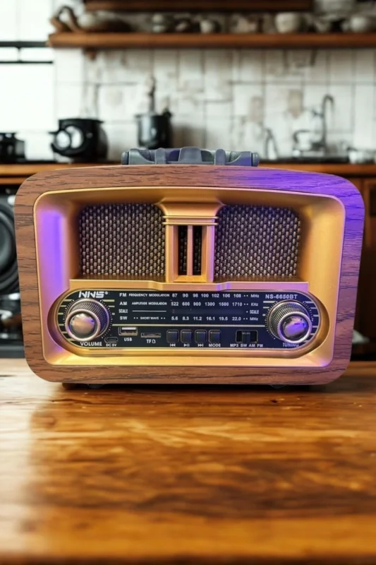 Şık Tasarım Taşınabilir USB Şarjlı Retro 3 Bant Radyo