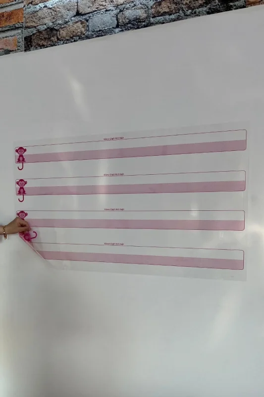 Pratik Kullanım İçin Statik Yapışkanlı İz Bırakmaz Yazı Tahtası 100 x 56 cm