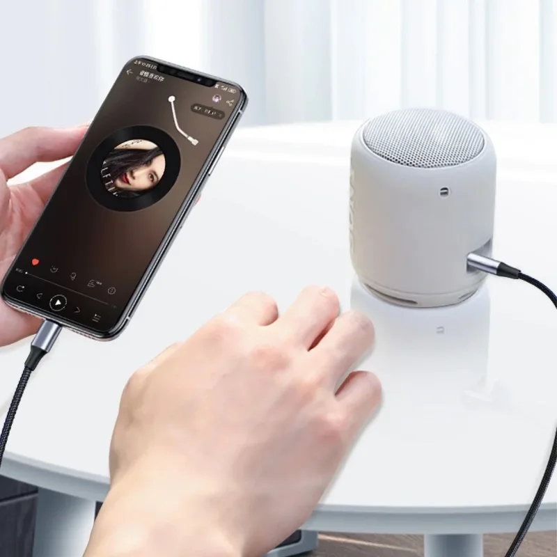 Ergonomik i Phone Lightning 35 mm Jack Ses Dönüştürücü Kablosu