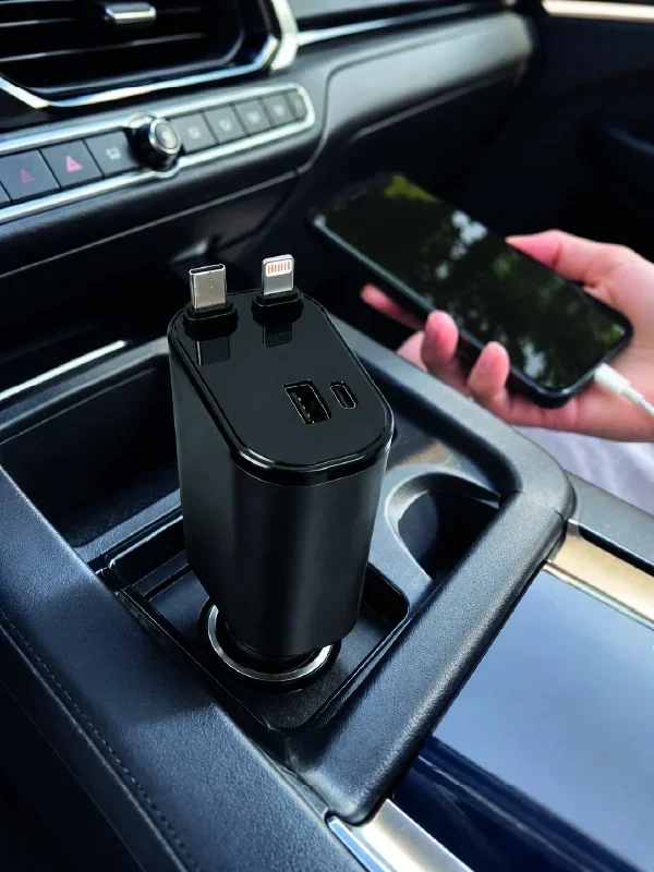 Dört Cihazı Anda Şarj Eden Araç Şarj Cihazı Usb-c Ve Lightning