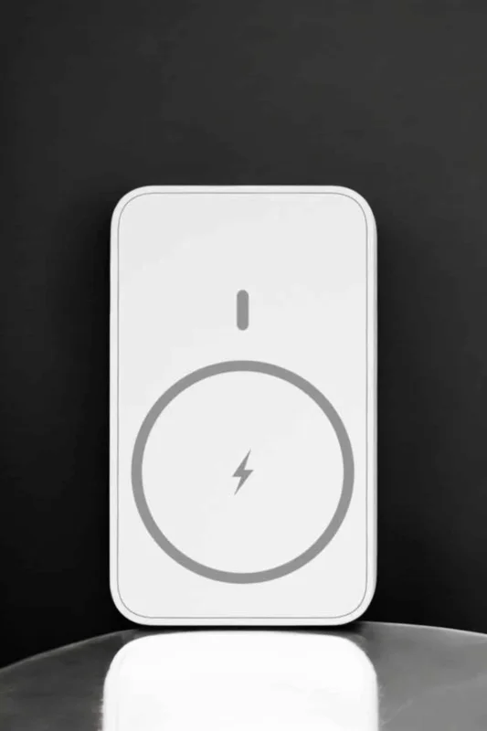 Manyetik Tasarımlı Kablosuz Şarj Cihazı 5000 Mah İphone Uyumlu – 4. görsel