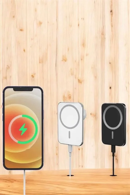 Manyetik Tasarım Powerbank 15w İphone 12 13 14 15 Uyumlu