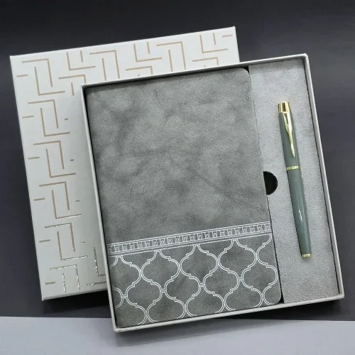 Şık Deri Defter Ve Kalem Seti 1 Adet Hediye Kutusu