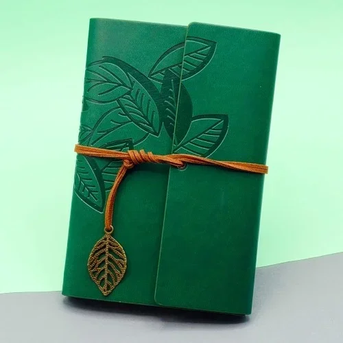 Şık Yeşil Deri Kapaklı Defter 75 Yaprak Çizgisiz